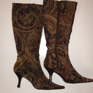 Never Worn Diba Women’s knee high boots